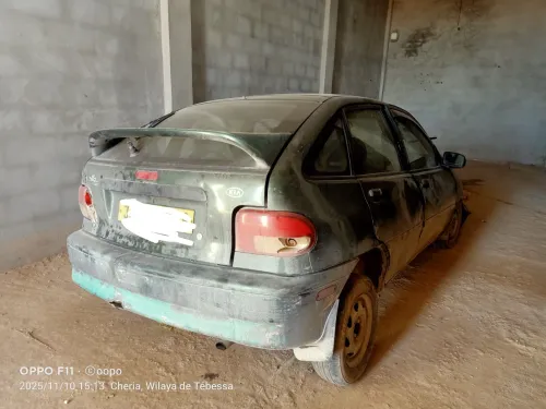 Kia Avella 2000 Accédant