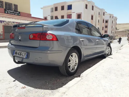 Renault Laguna 2 2001 Initial