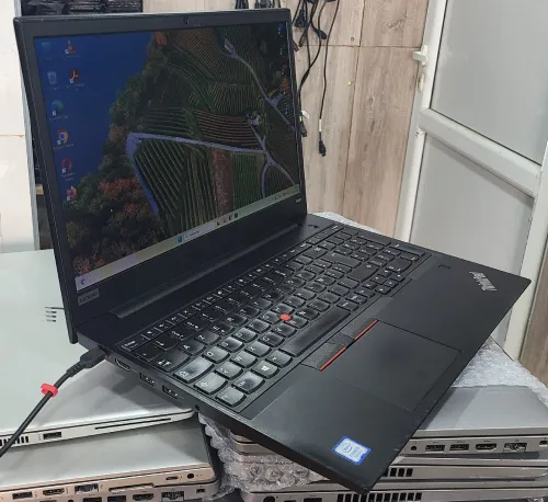 Lenovo Thinkpad E580 15.6 Pouces Full HD i5 8eme Vpro 8 GB DDR4 256 Gb Ssd Nvme
