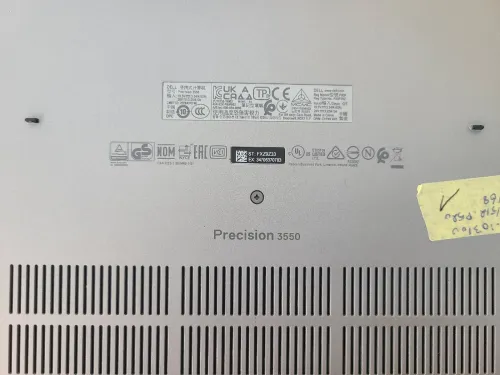 Dell Precision 3550 15.6" FHD I5 10eme 16 GB Ram DDR4 512 GB SSD Nvme Nvidia Quadro P520 2GB GDDR5