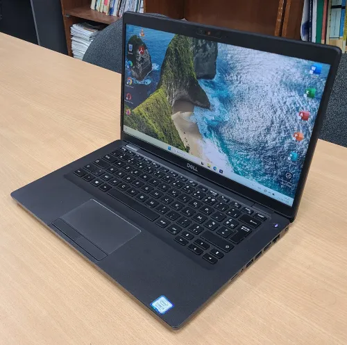 Dell Latitude 5400 14 Pouces Full HD CPU i5 8365U 16 GB Ram DDR4 512 GB SSD Nvme