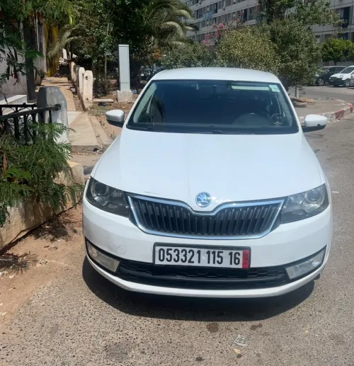 Skoda Rapid 2015 Edition
