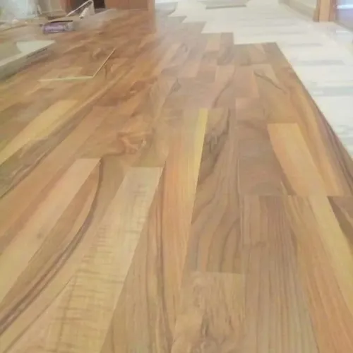 Revêtement Sol parquet stratifié et PVC 