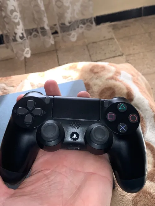 Ps4 slim