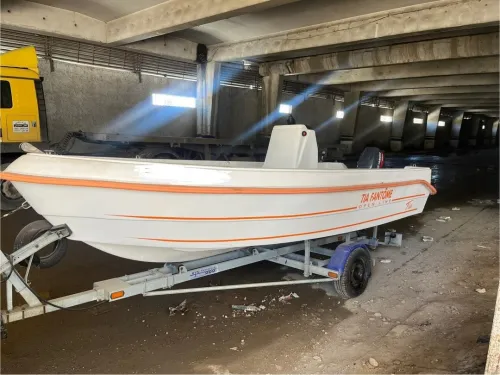 À vendre  Barque Tia Marine  Modèle 2025  Très bon état  Presque neuve