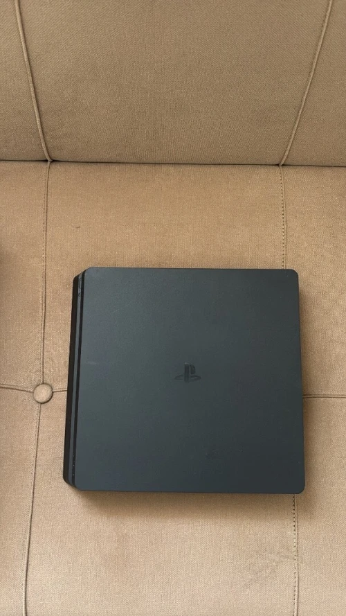 PS4 SLIM