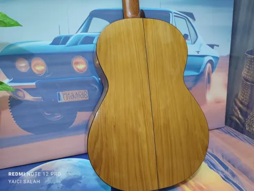 12 Guitares Classique