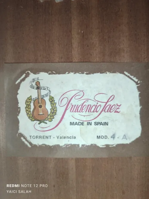 12 Guitares Classique