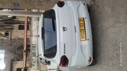 Dacia Sandero 2022 