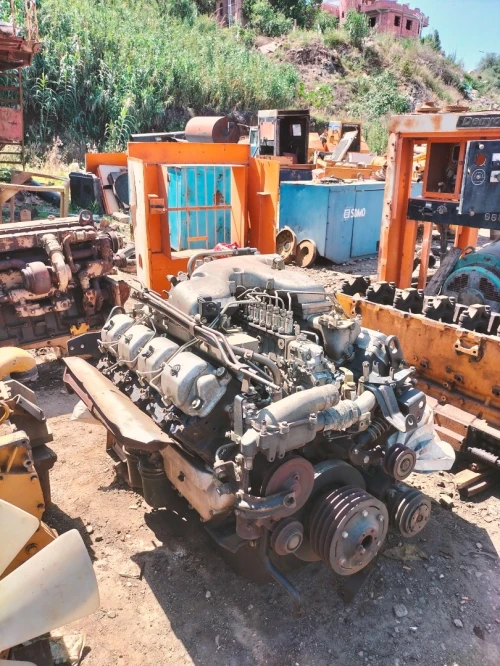 Comatsu,caterpillare,Mitsubishi,Cummins,JM,nissan,perkins Mouture engin+piece de rochange 