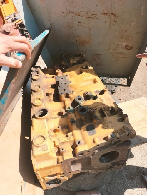 Comatsu,caterpillare,Mitsubishi,Cummins,JM,nissan,perkins Mouture engin+piece de rochange 