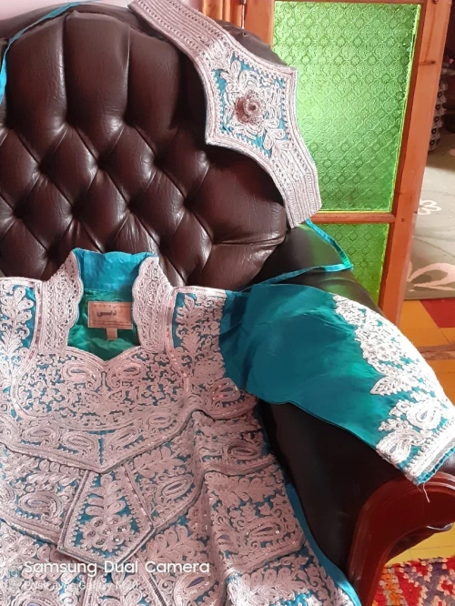 قفطان أزرق