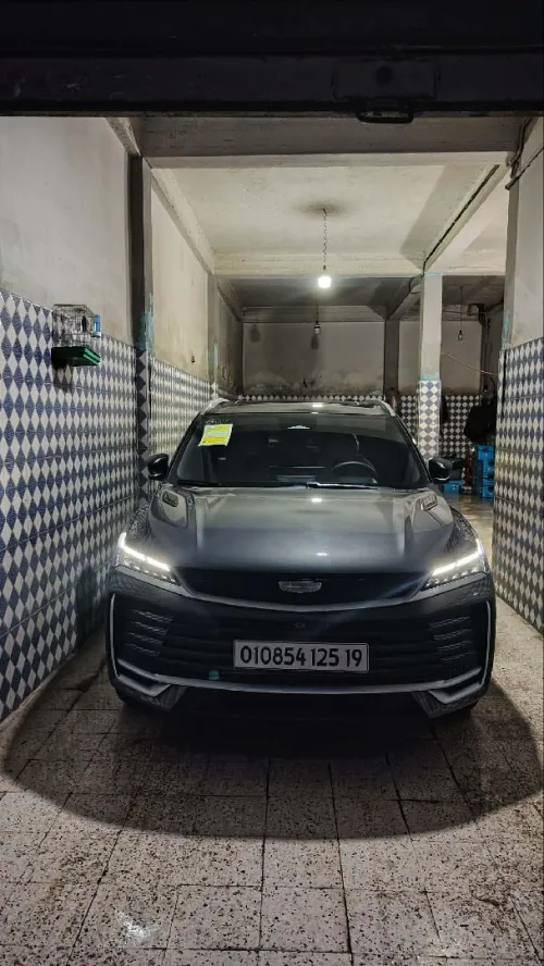 Geely Coolray 2025 