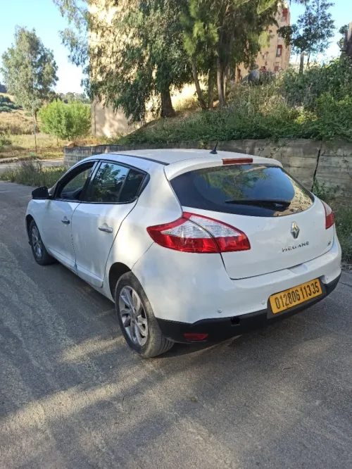 Renault Megane 3 2013 Play