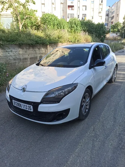 Renault Megane 3 2013 Play