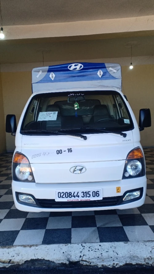 Hyundai H100 2015