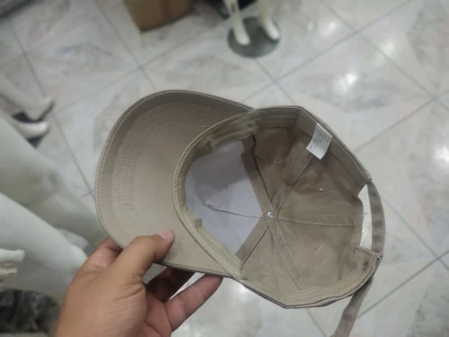 Casquette vierge pour la sérigraphie