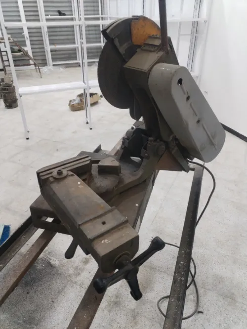 Tranceneuse avec table