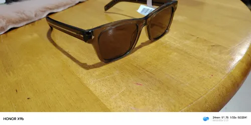 lunettes Prada