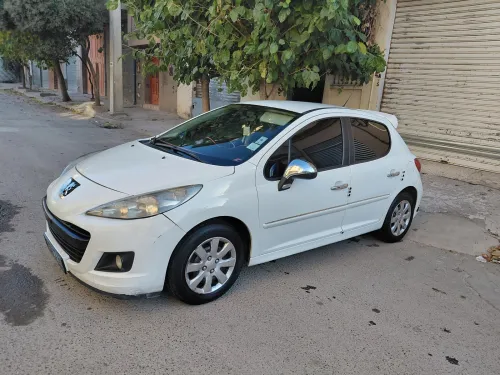 Peugeot 207 plus 2013 