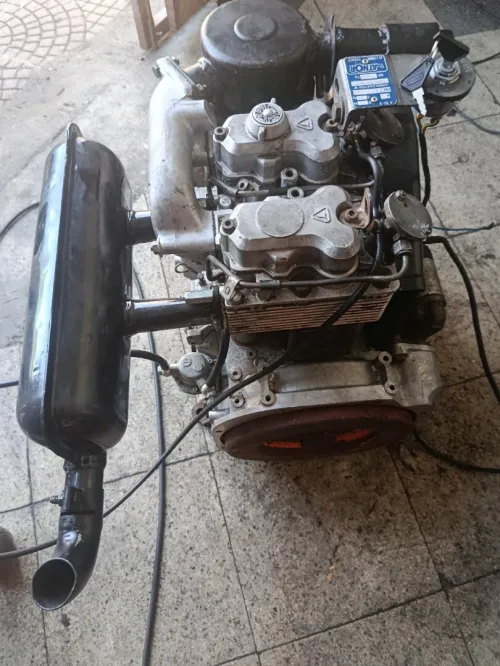 Moteur Lamborghini 2 cylindre 