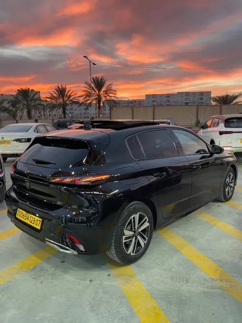 Peugeot 308 2023 
