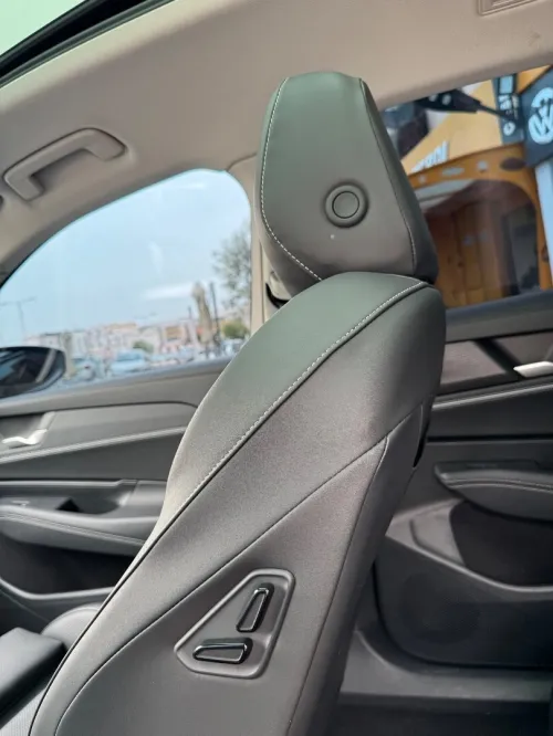 Volkswagen Passat pro 2025 
