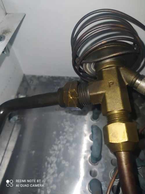 Installation et réparation climatiseur تركيب و تصليح مكيفات الهواء
