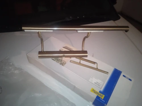 Applique murale Massive  Lampe pour tableau  décoration murale en laiton. مصباح صورة