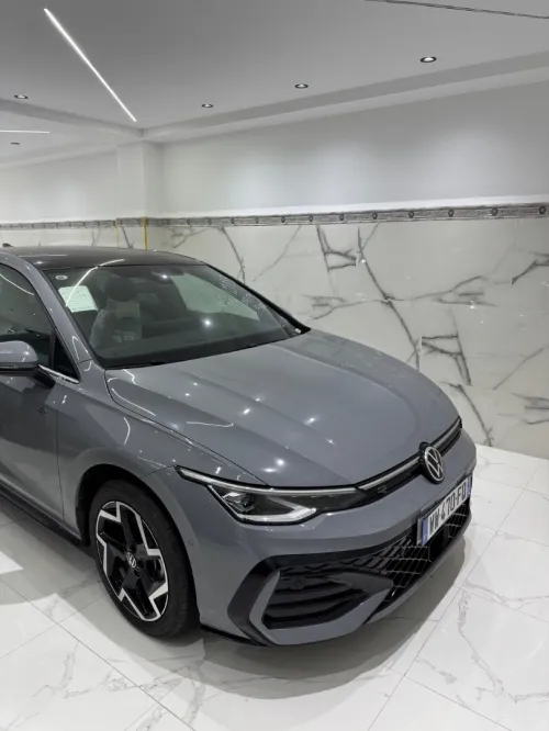 Volkswagen Golf 8 2025 R-Line
