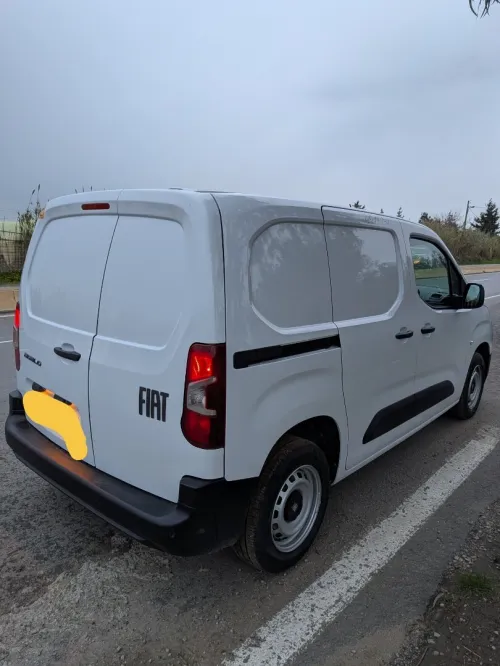 Fiat Doblo 2025 3 place