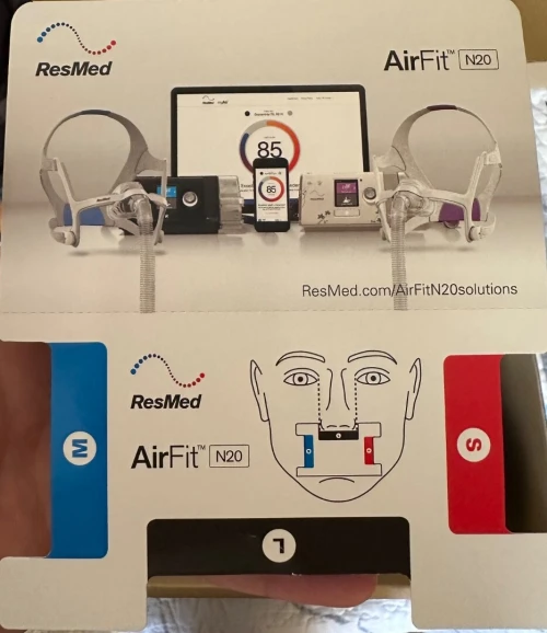 للبيع: جهاز ResMed AirSense 10 AutoSet + قناع AirFit N20