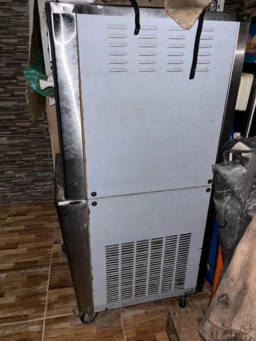 Machine à glace 