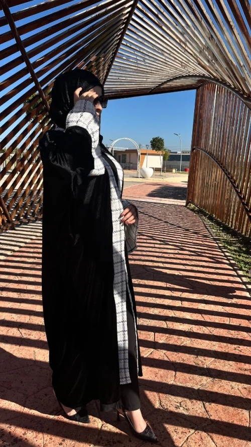 Kimono قطيفة للعيد