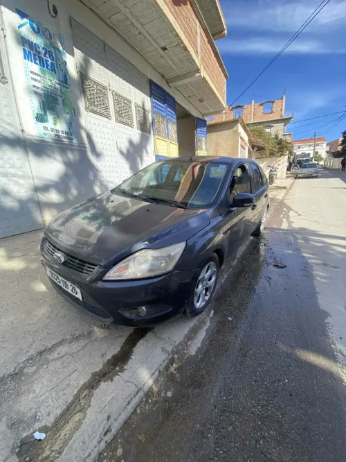 Ford Focus 5 portes 2010 Focus 5 portes
