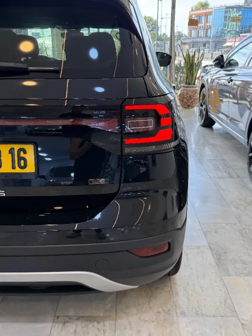Volkswagen T-Cross 2023 Move