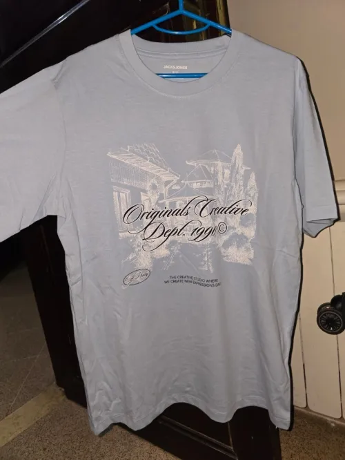 T shirts originaux/chemise taille M/S