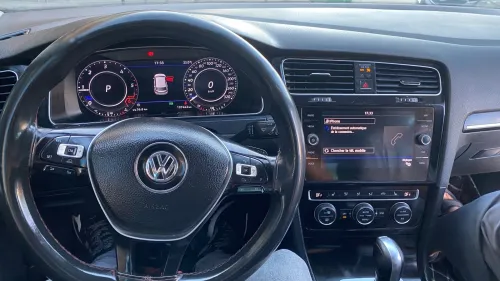 Volkswagen Golf 7 2018 Carat