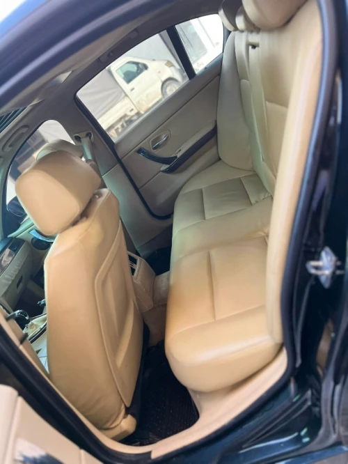 BMW E90 2010 320i dynamique edition