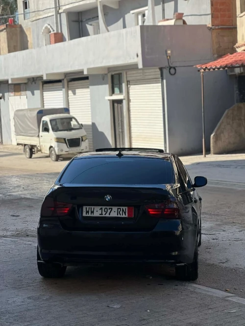 BMW E90 2010 320i dynamique edition