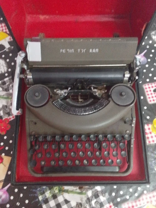 Machine à écrire Remington