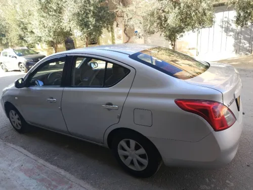 نيسان N17 2013 Sidan