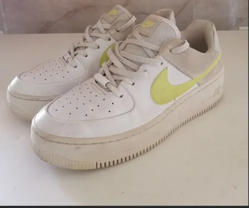 Baskets originales bonne occasion
