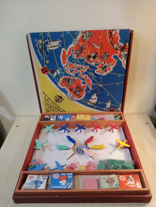 Vintage coffret jeux de société COSMAIL des années 50's , stratégie, économie, géographie du monde