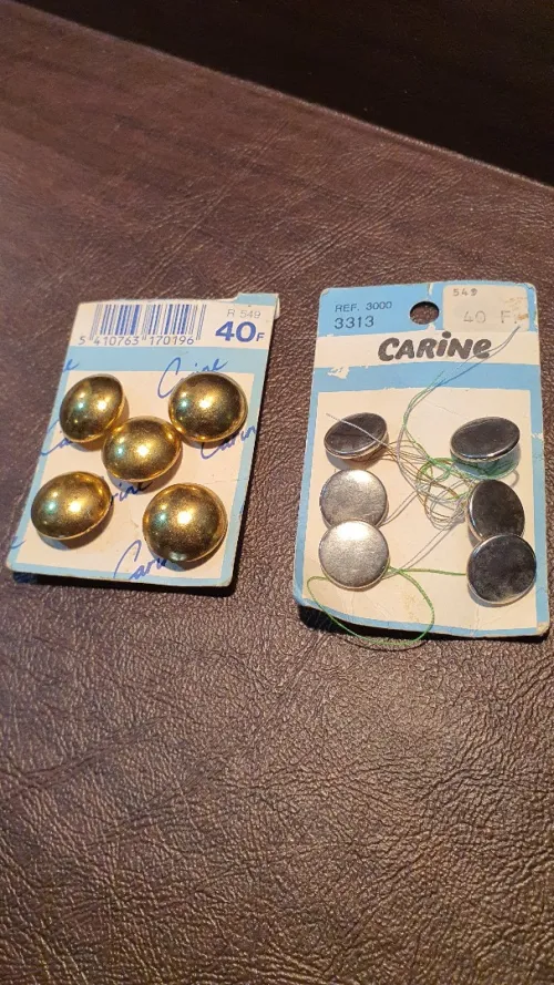 Vintage boutons argenté et doré 