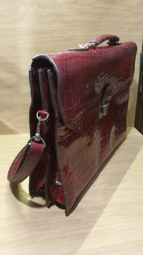 Très chic cartable PICARD vintage cuir verni crocodile bordeaux Germany état neuf