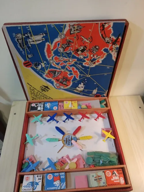 Vintage coffret jeux de société COSMAIL des années 50's , stratégie, économie, géographie du monde
