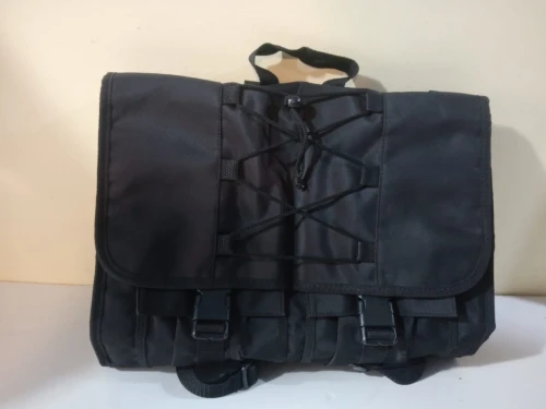 Sac à langer avec tapis intégré pour changé bébé  avec différents compartiments