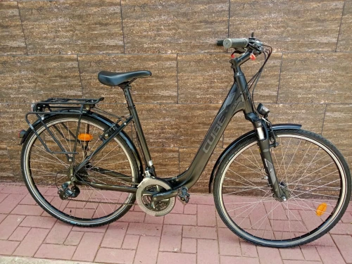 Vélo VTC Cube Touring GTS global travel system Unisex LIQUIDATION