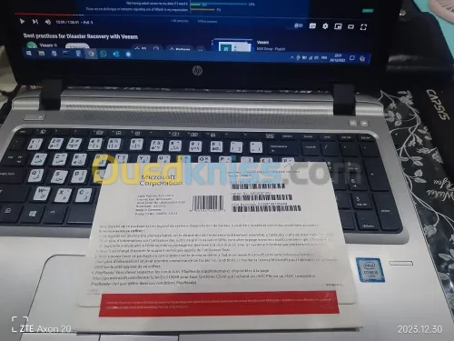 DvD + sticker Windows 11 Pro Lang FR - Made in Germany